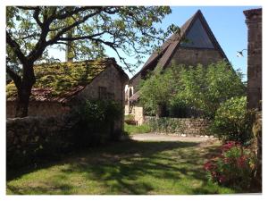 Fotografie z fotogalerie ubytování A L'Ombre du Tilleul v destinaci Comiac