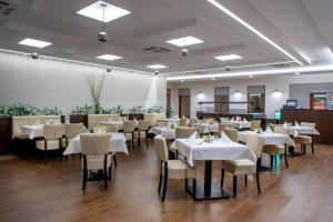 Εστιατόριο ή άλλο μέρος για φαγητό στο DorEsz Wellness Panzió