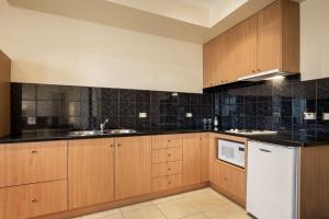 Cucina o angolo cottura di Quest Savoy