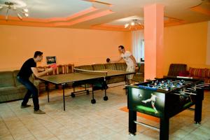 Facilități de tenis de masă la sau în apropiere de Vila Romana
