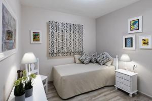 Cama o camas de una habitación en Marine & Coastal Lifestyle: sea, sun and beach