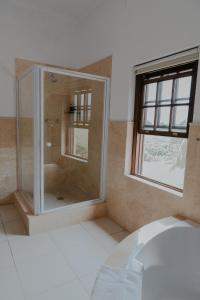 Koupelna v ubytování Cana Vineyard Guesthouse