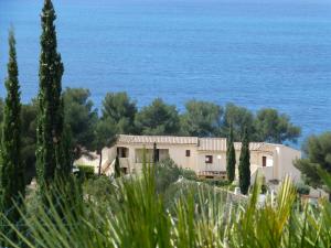 Imagen de la galería de Duplex, vue panoramique sur la Méditerranée, piscine, garage, en Saint-Raphaël