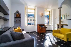 Posezení v ubytování Royal by PortofinoHomes