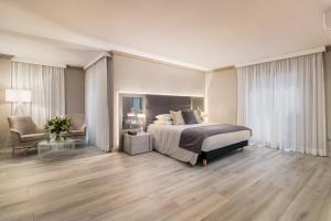 Postel nebo postele na pokoji v ubytování Boutique Hotel B51