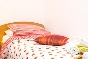 Voodi või voodid majutusasutuse Beautiful Rustical Apt Ana in the Heart of Rovinj toas