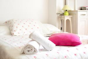 Voodi või voodid majutusasutuse Beautiful Rustical Apt Ana in the Heart of Rovinj toas