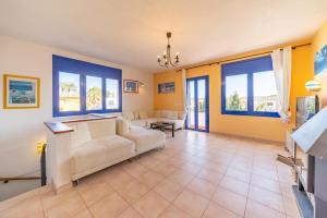 Ένα ή περισσότερα κρεβάτια σε δωμάτιο στο Villa Sol +27 φωτογραφίες