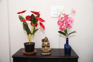 班加罗尔Orange Corner, Near Kempegowda Airport, Airport Pickup And Drop Available 24x7的相册照片