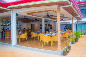 Restaurace v ubytování Alona Vida Beach Hill Resort