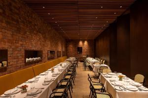 Um restaurante ou outro lugar para comer em Hotel Fasano Belo Horizonte