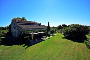 Zahrada ubytování Gîte Crillon - Mas Les Fleurs d'Hilaire