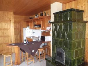 Kuchyňa alebo kuchynka v ubytovaní Siesta a Balatonon