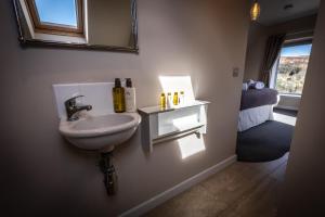 Koupelna v ubytování Skye Bay