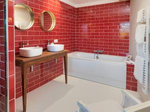 Koupelna v ubytování Les Grains d'Argent Dizy - Epernay