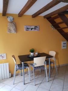 Gallery image of Le Bleuet in Ouistreham