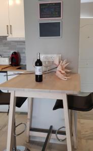 Kuchyň nebo kuchyňský kout v ubytování APARTMENT LA CALA DREAM & SEA VIEW