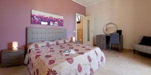 Кровать или кровати в номере Hotel La Campana