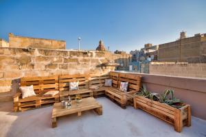 Balkón nebo terasa v ubytování Laparelli Suites: Luxury Suite 2