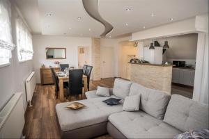Kuchyň nebo kuchyňský kout v ubytování Apartman Hubertus 5*