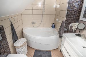 Koupelna v ubytování Apartman Hubertus 5*