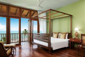 Giường trong phòng chung tại Jetwing Lighthouse, A Luxury Reserve