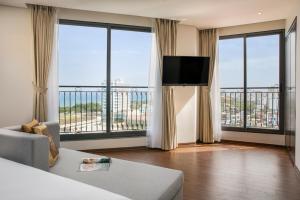 TV in/ali zabaviščno središče v nastanitvi Cosmos Hotel Danang