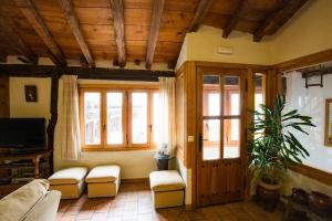 TV a/nebo společenská místnost v ubytování Casa Rural & Spa La Graja
