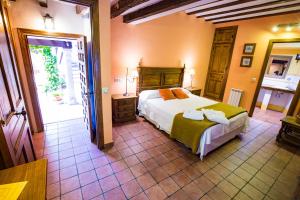 Postel nebo postele na pokoji v ubytování Casa Rural & Spa La Graja