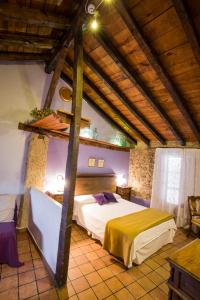 Postel nebo postele na pokoji v ubytování Casa Rural & Spa La Graja