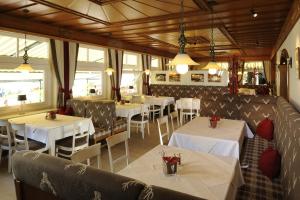 Un restaurant sau alt loc unde se poate mânca la Hotel & Gasthof Fürberg