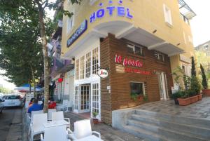 Gallery image of Hotel Town House in Tirana