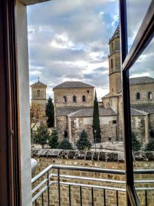 a view from a window of a castle at Sol Hospital Santiago in Úbeda