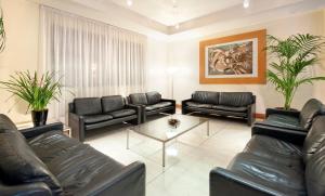 A seating area at Park Hotel Centro Congressi