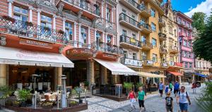 Huéspedes de Salvator Hotel