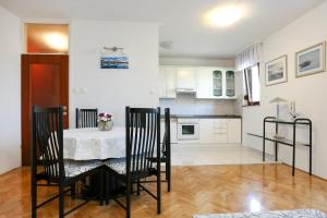 Eldhús eða eldhúskrókur á Luxury Apartment ELA