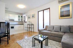 Eldhús eða eldhúskrókur á Luxury Apartment ELA