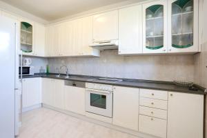 Eldhús eða eldhúskrókur á Luxury Apartment ELA