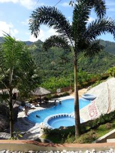 Photo de la galerie de l'établissement Tribal Hills Mountain Resort, à Puerto Galera