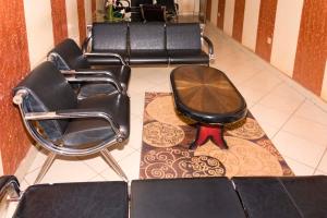 Posezení v ubytování Hotel Millenium Kampala Zaana