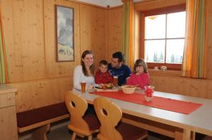 Děti v ubytování Mecki's Dolomiten Panorama Stubn