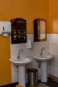 Kuchyň nebo kuchyňský kout v ubytování G-One Hotel Kampala