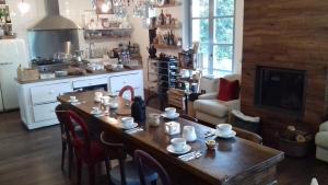 A kitchen or kitchenette at b&b cascina la cinciallegra