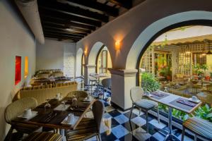 Restaurace v ubytování Hotel El Convento