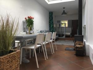 Gallery image of BIG CALM APART HOTEL 15min WARSAW 6pers WiFi Fireplace Garden Grill in Warsaw