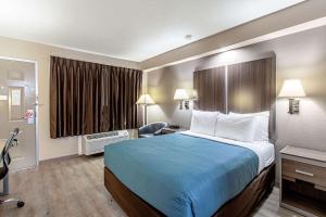 Voodi või voodid majutusasutuse Econo Lodge Kingsville toas