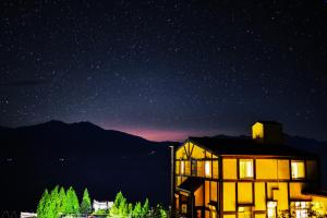 山景或在民宿看到的山景