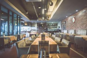 Restoran atau tempat lain untuk makan di Hotel Sfera