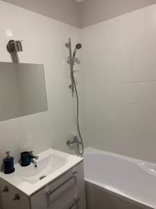 Koupelna v ubytování Apartament w Centrum