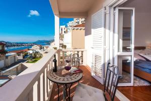 Balkón nebo terasa v ubytování Luxury apartment Tara